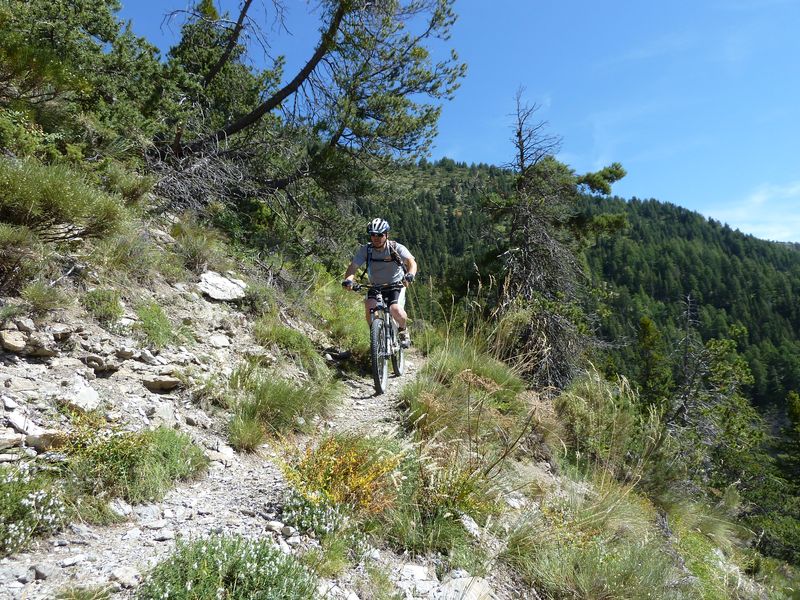 cabane_autapie_2011_059.jpg
