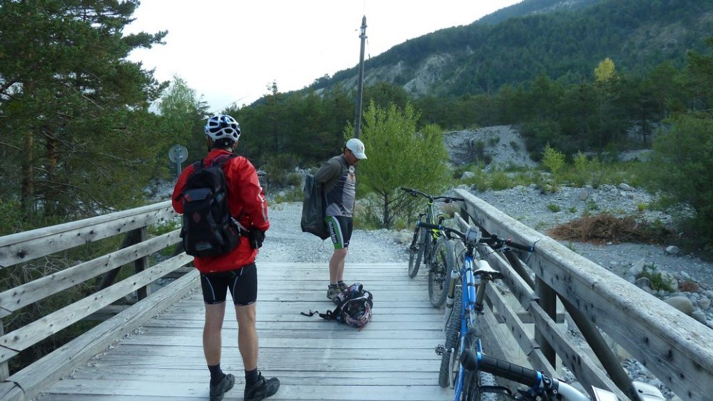 cabanes__de_congerman_aout_2012_002.jpg