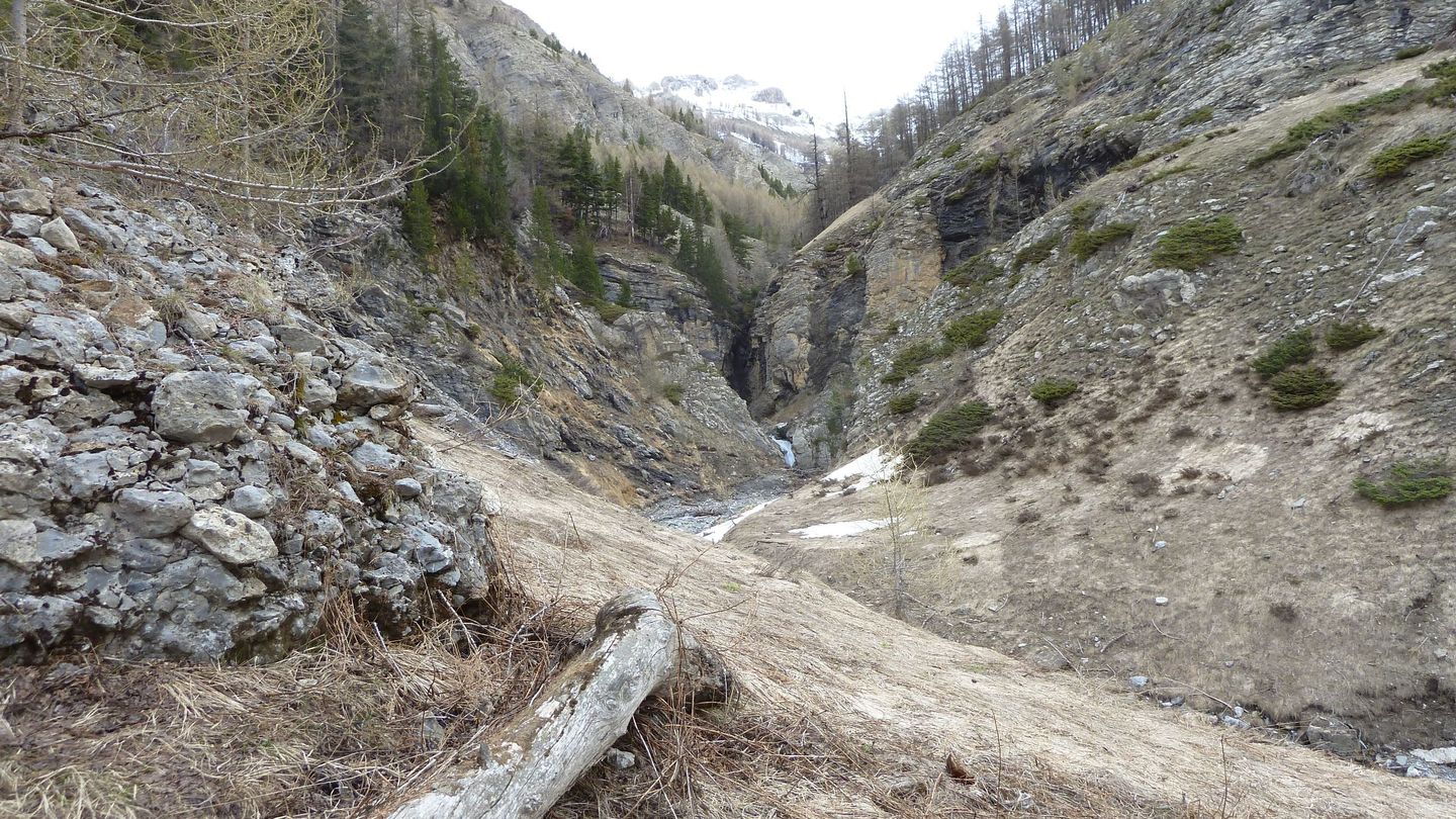 cabanes_talon_avril_2018_059.JPG