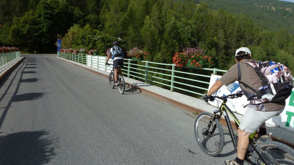 crete_autapie_espiniers_2012_006.jpg