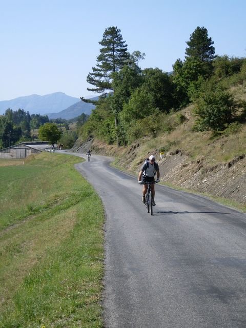 col_du_defend_28.jpg