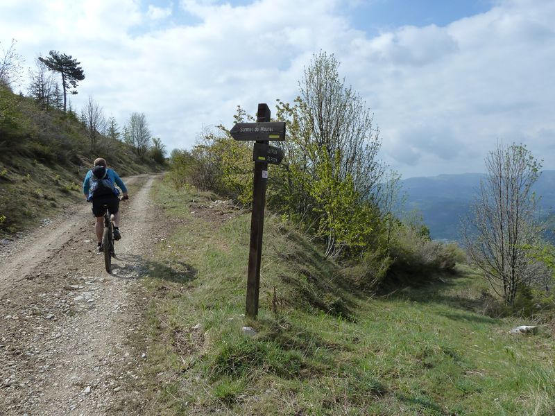 maurel_avril_2011_09.jpg