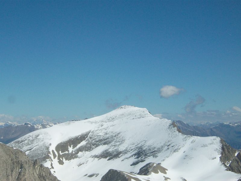 100_3325~0.jpg